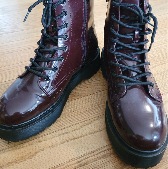 Burgundy combat boots - Picture 2 of 3